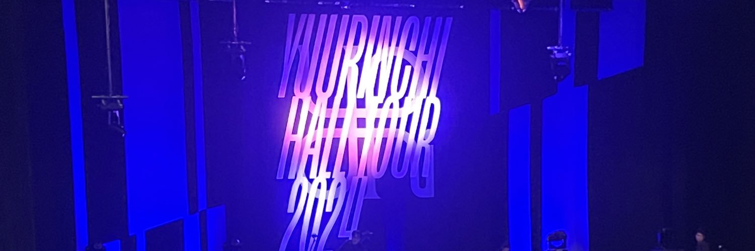 y_123u's profile banner image