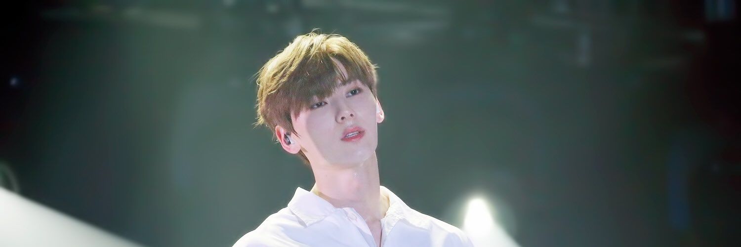 2TMinhyun's profile banner image