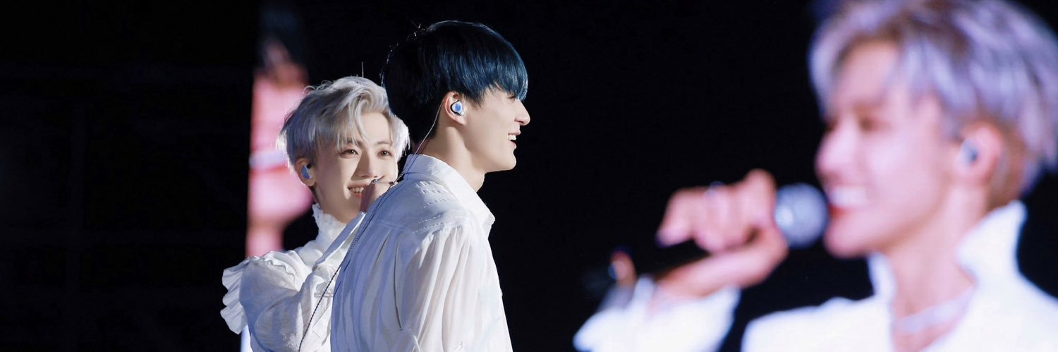 aoonniez's profile banner image