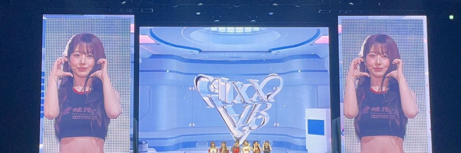 glowhlte_'s profile banner image