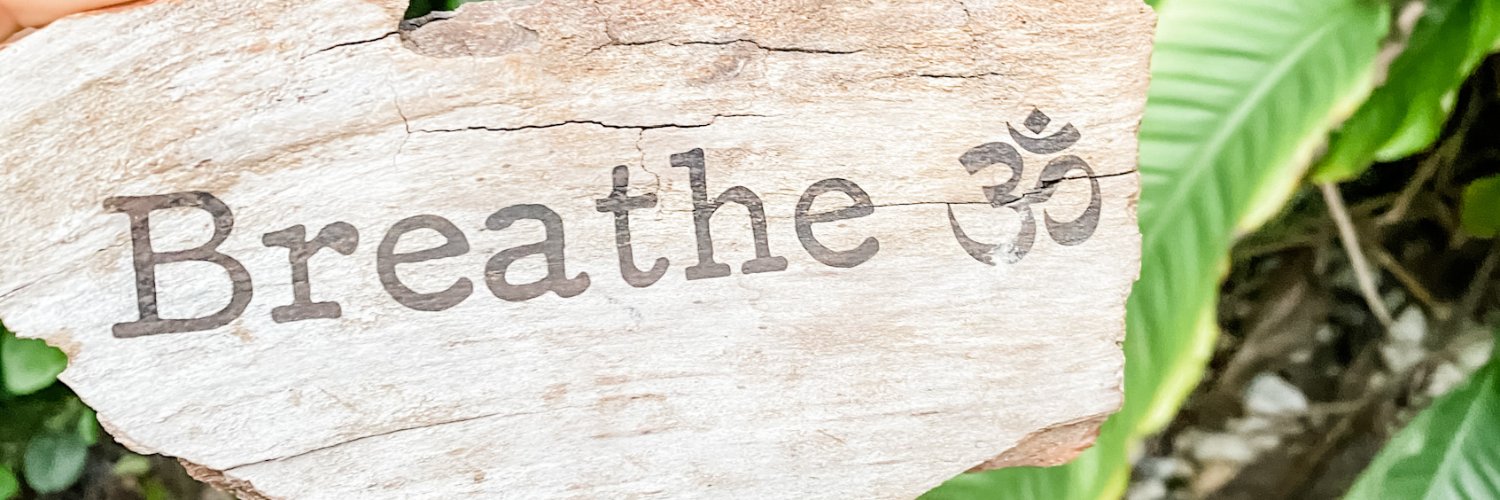 Leslie Van Bell banner