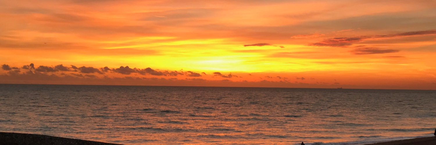 LouNE19's profile banner image