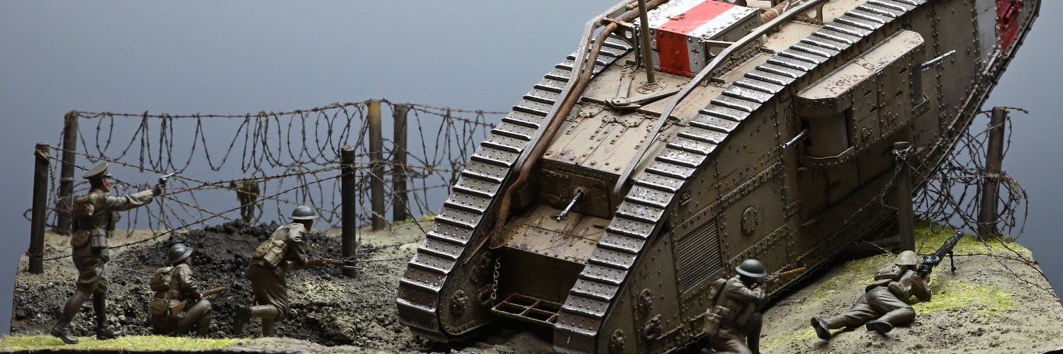 🄵🅄🄽🄰🅉🄾🅄 🄼🄾🄳🄴🄻🅂 banner