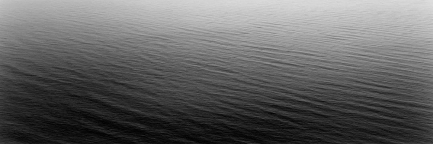 殷 banner
