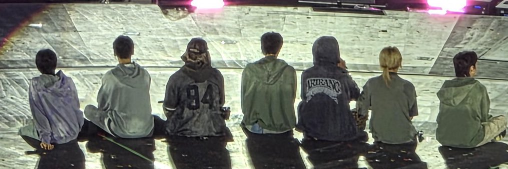 __am_0400's profile banner image