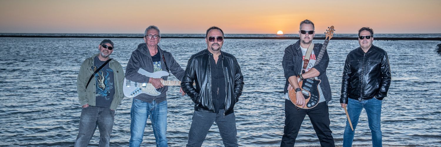 radiocamaleon's profile banner image