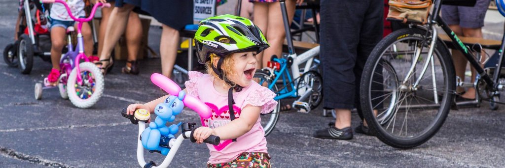 Roscoe Village Bikes banner