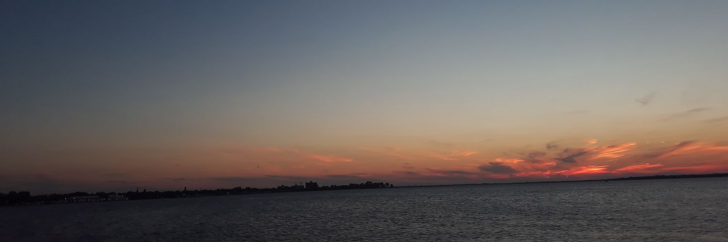 LuisaPrieto_S's profile banner image