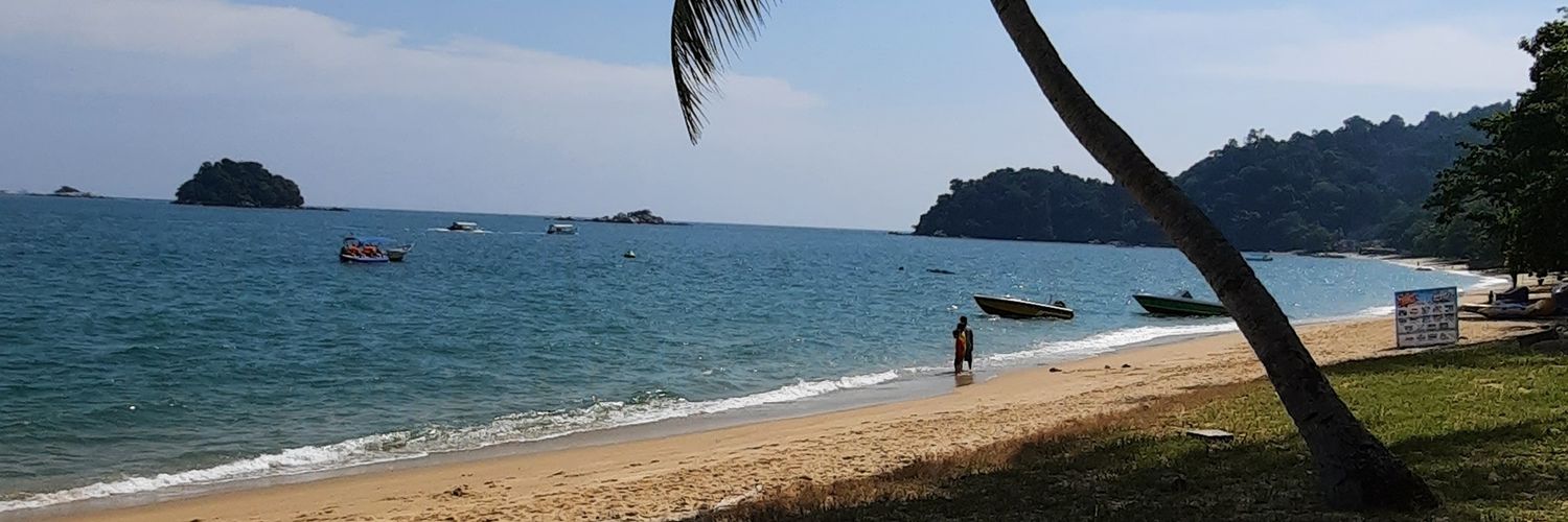 アハマド・ユスマニー banner