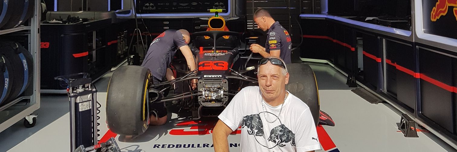 Dick Van Der Heide. F1 gek banner