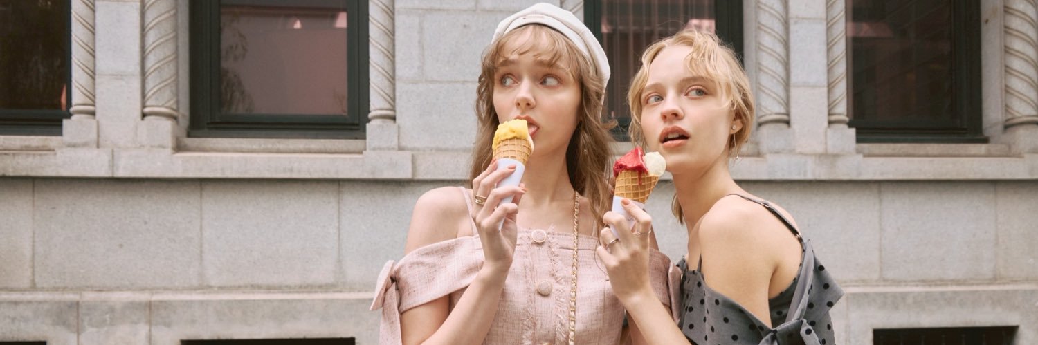 LIP SERVICE (リップサービス) banner