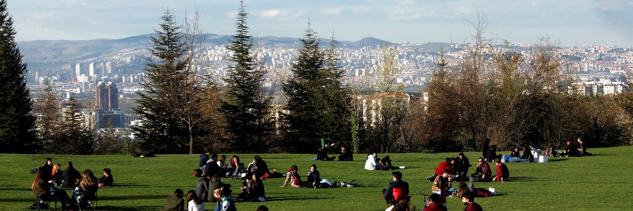 Bilkent Üniversitesi's banner