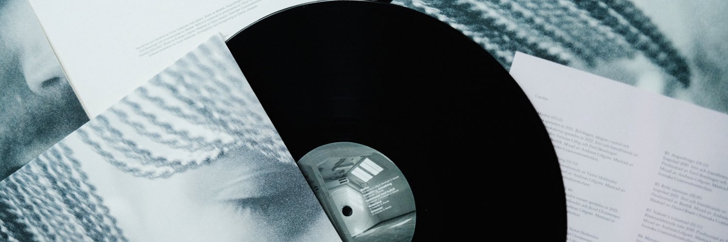 Victor Hollender banner