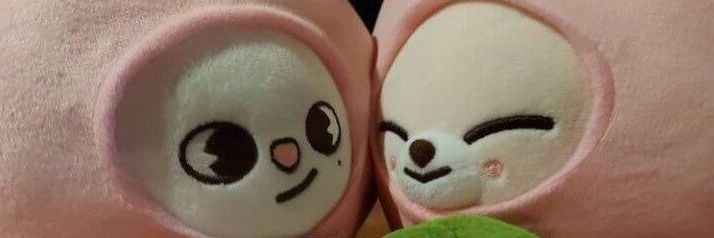 celiahg39's profile banner image