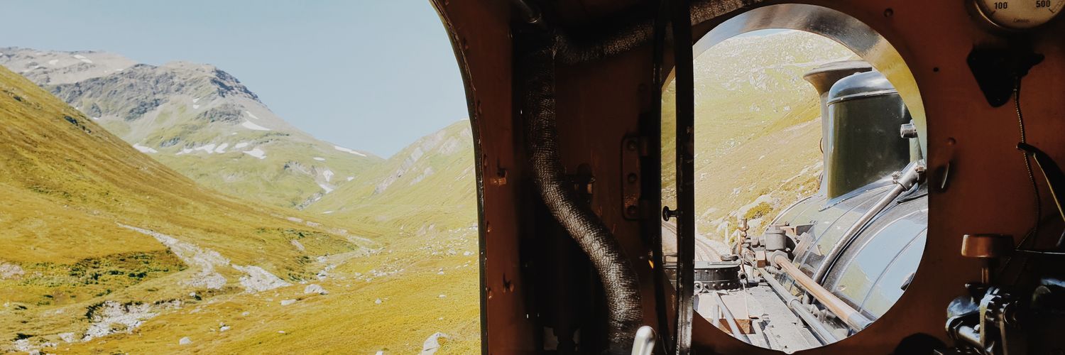 Nadine Alexandra banner
