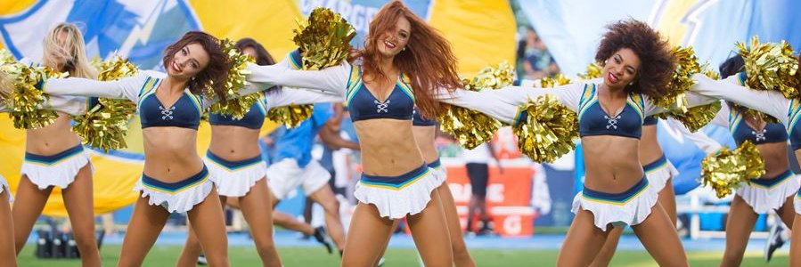 Chargers México banner