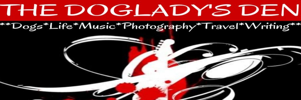 Debbie D. 🇨🇦🇩🇪 banner