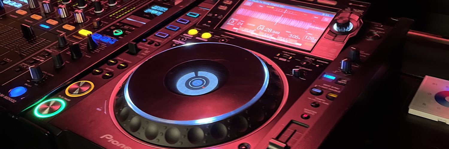 23Walt's profile banner image
