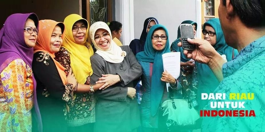 Intsiawati's profile banner image