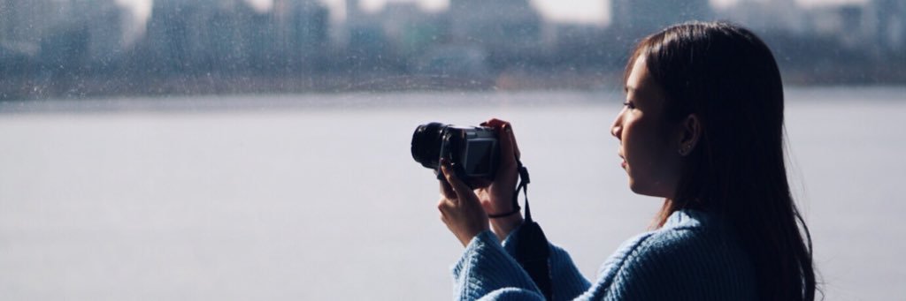 charminglunar's profile banner image