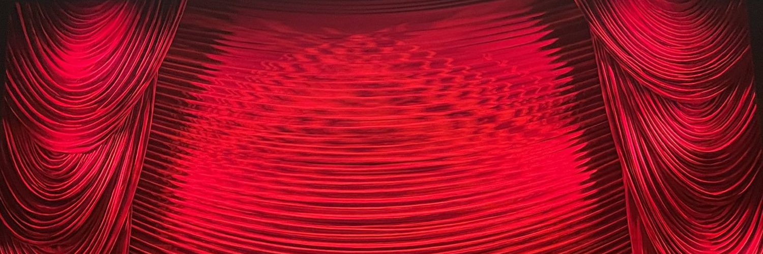 min_7v's profile banner image