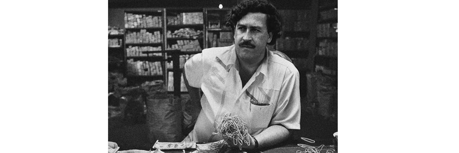 Густаво эскобар нарко. Два эскобар. Пабло эскобара. Пабло эскобар в конгрессе. Убийство пабло эскобара.