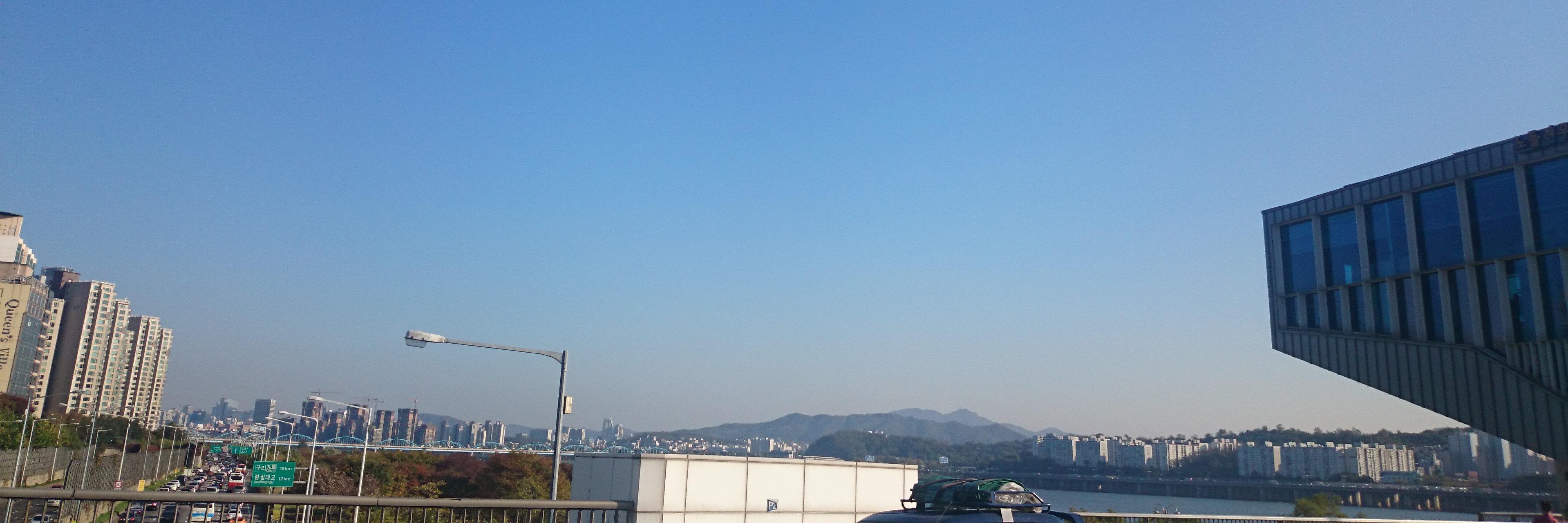 blue2fly's profile banner image
