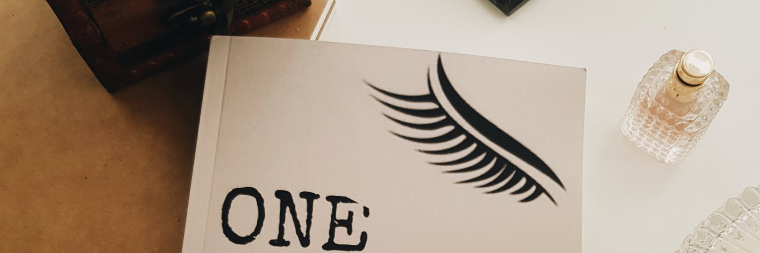 elise_nin's profile banner image