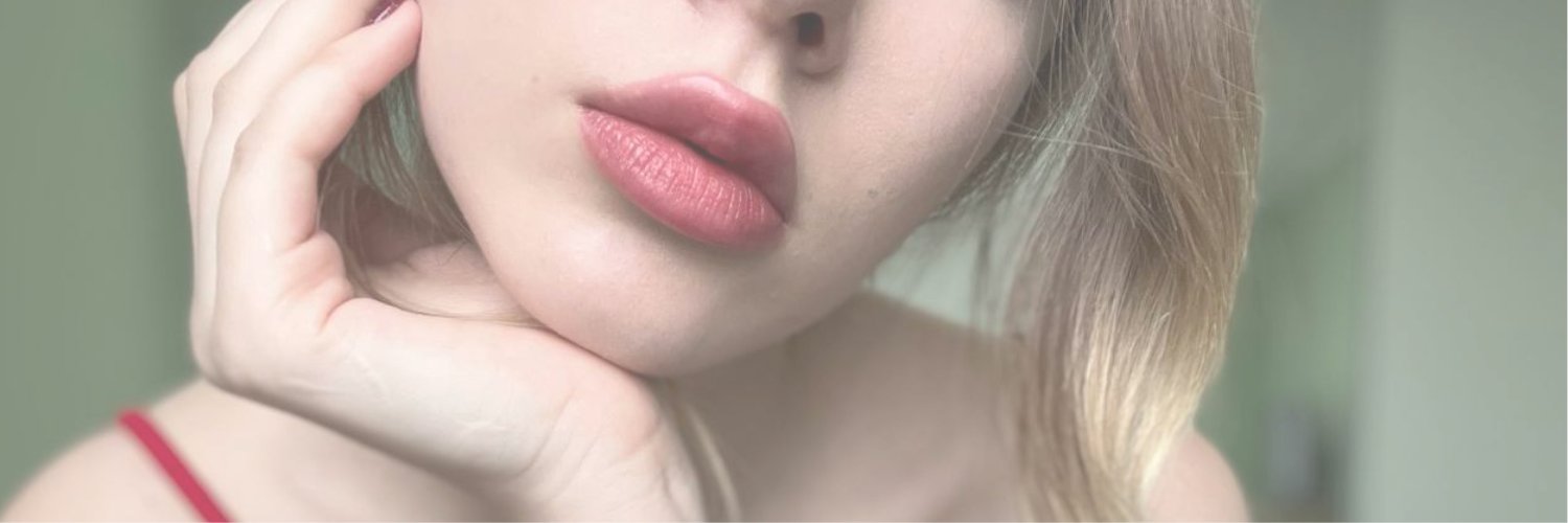 lolarollandd's profile banner image