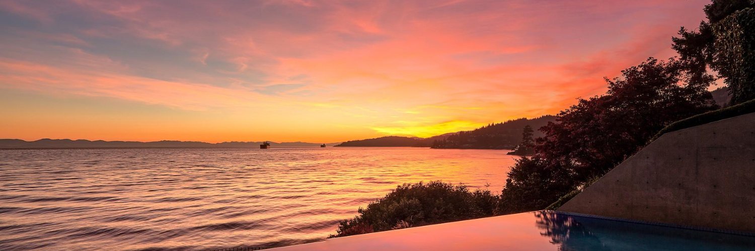 vineyardestates's profile banner image