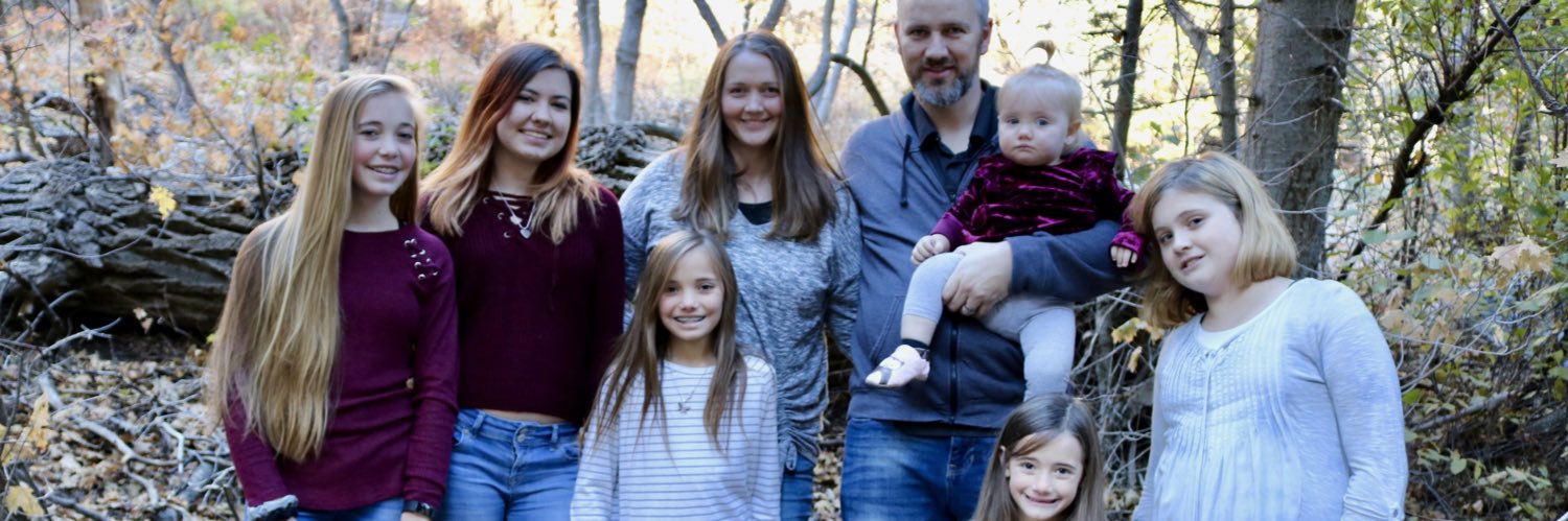 mattschetselaar's profile banner image