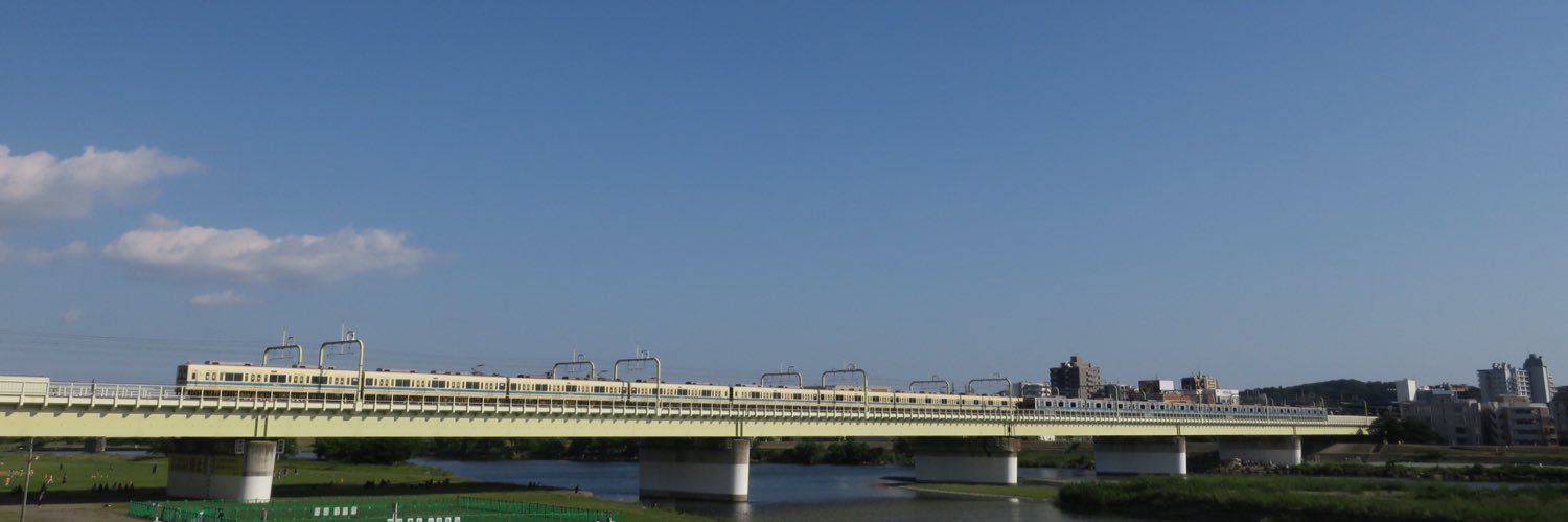 train_karari's profile banner image
