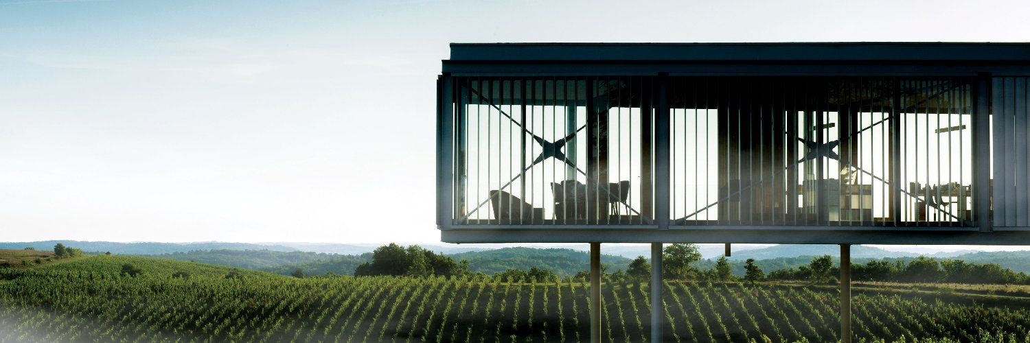 Chateau de Chambert banner