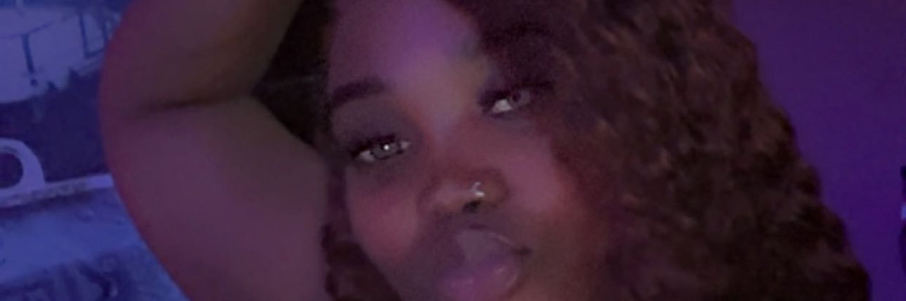 Prettysmilee___'s profile banner image