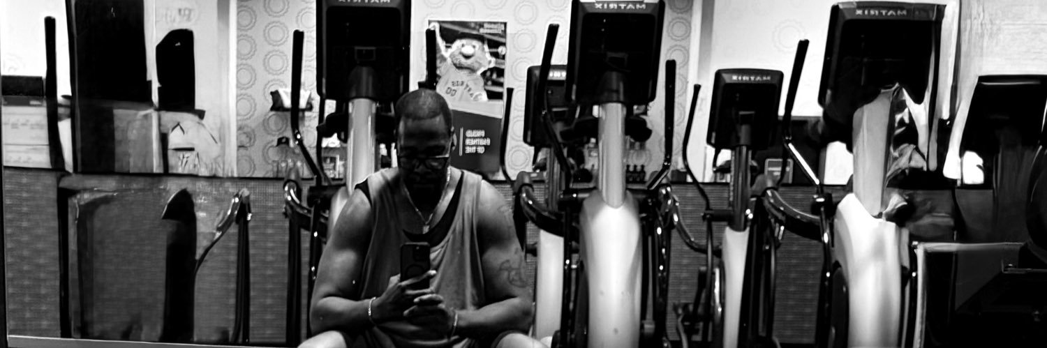 RnBeezy's profile banner image