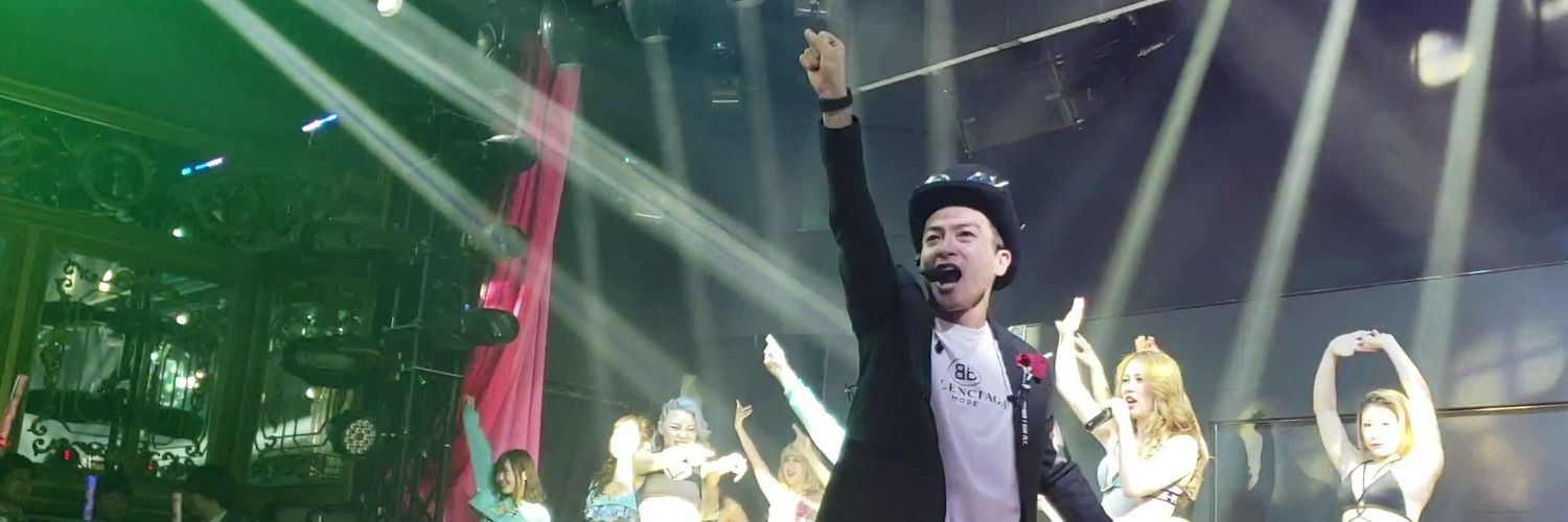 👑 moly 👑 banner