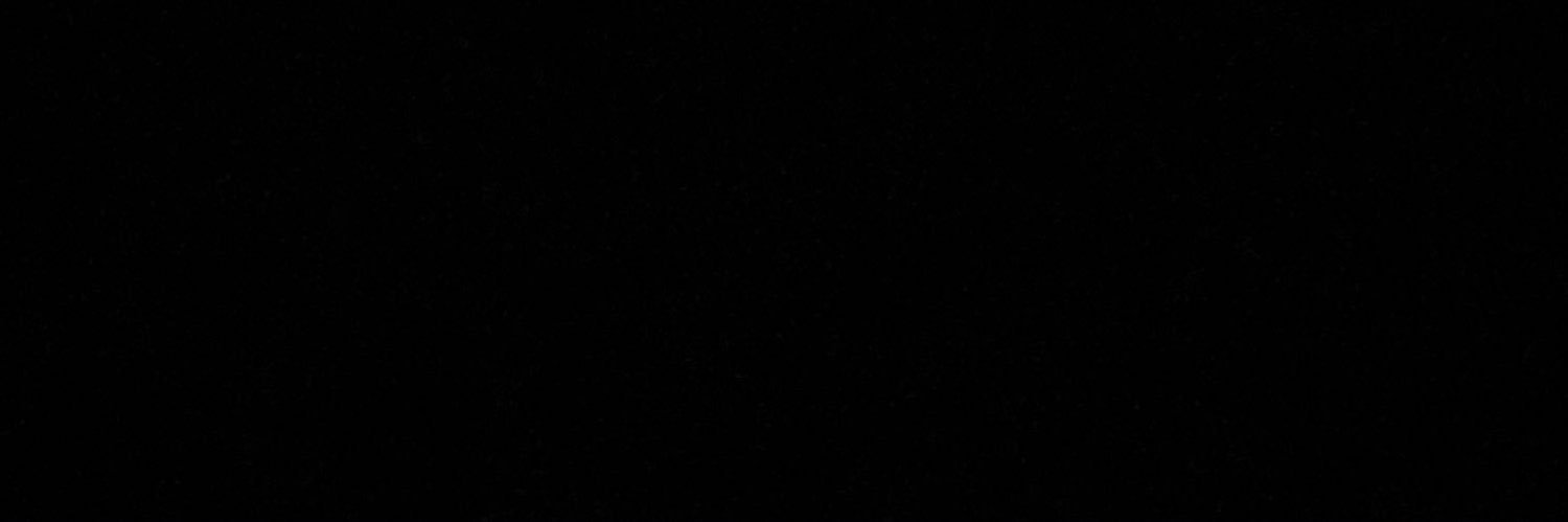 1vreem's profile banner image
