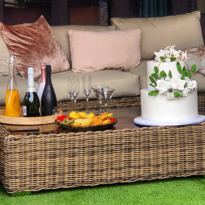 MPHO_ROBYN's profile banner image