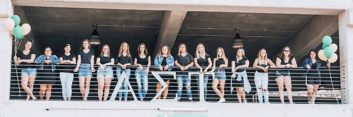 sloomis17's profile banner image
