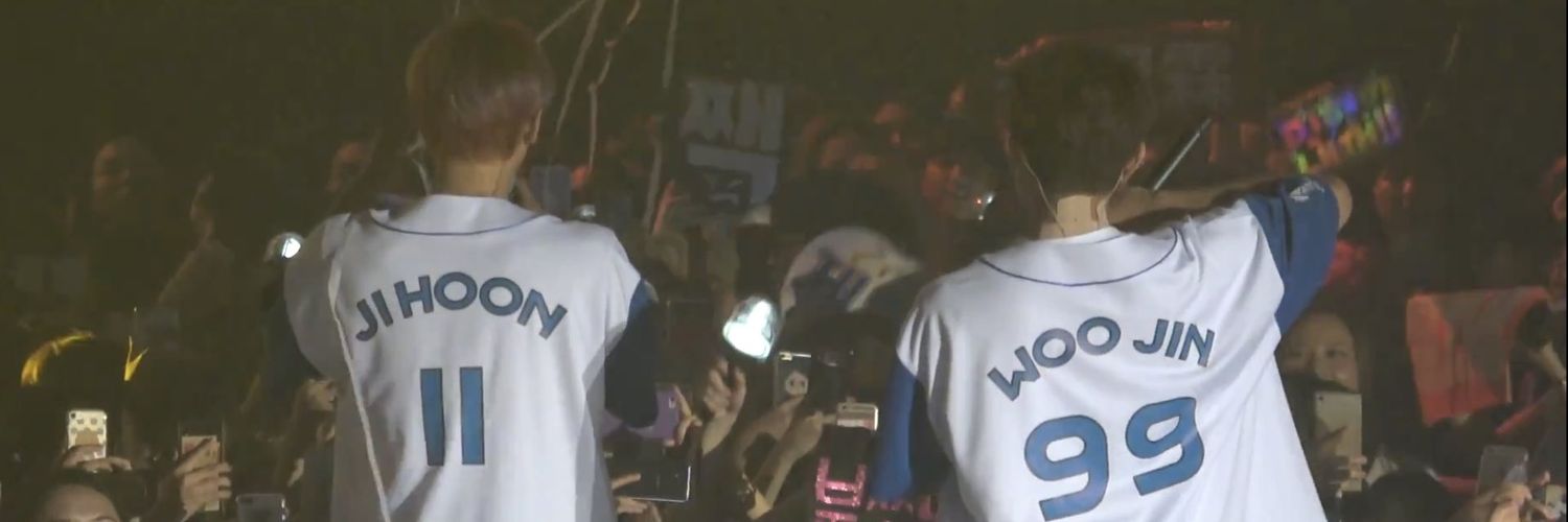 BAEKWOOshop's profile banner image