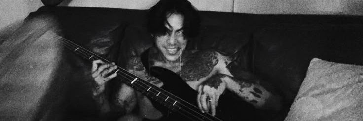 ︎ ︎ian. banner