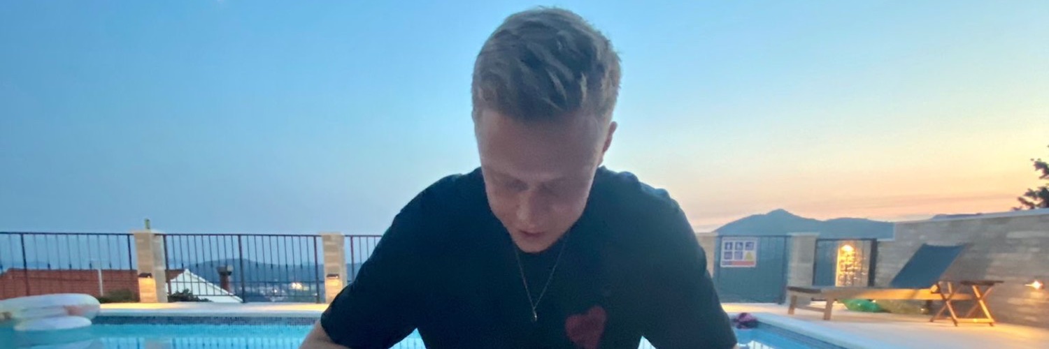 jesseorton's profile banner image