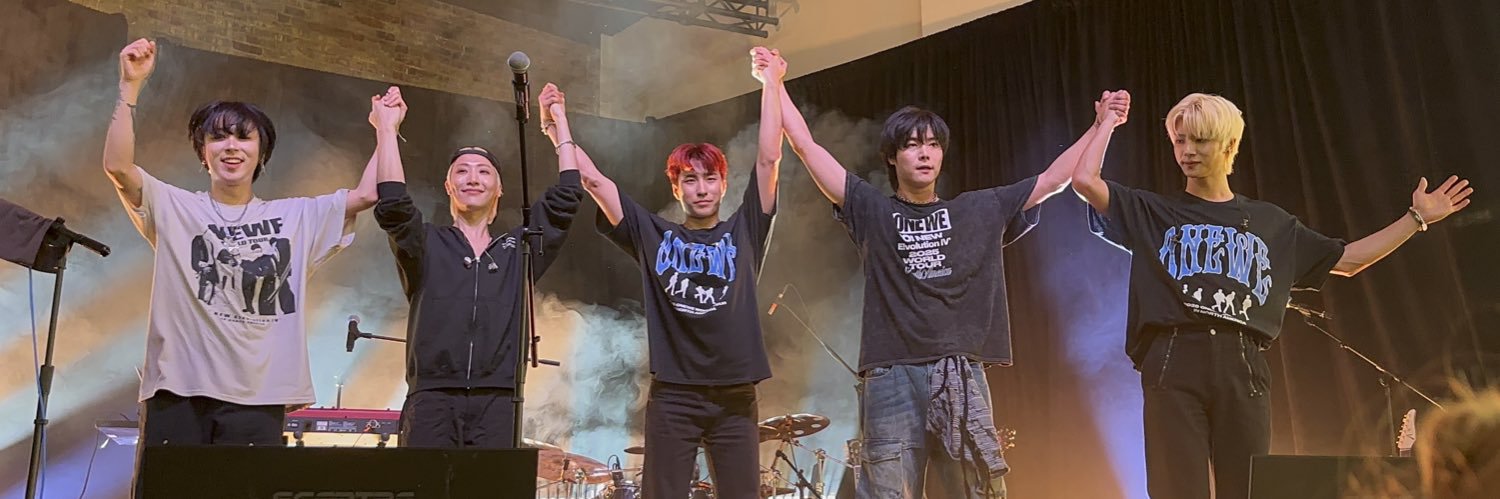𝖺𝗌𝗁 ⋈ 💫's banner