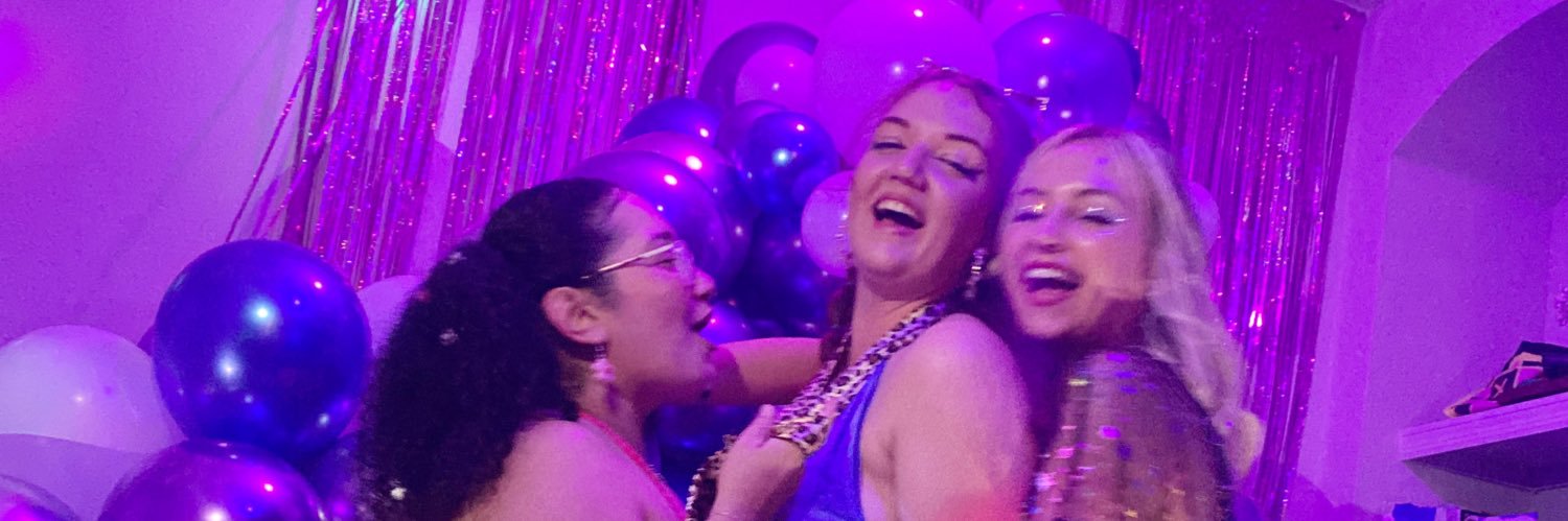 victorialyn712's profile banner image