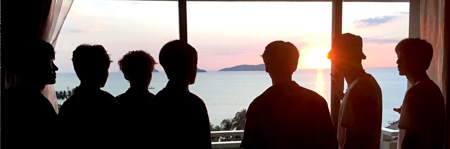 K’ banner