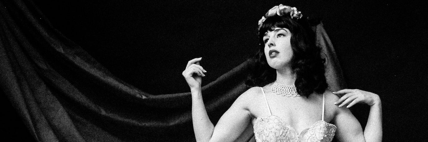 The Whoreticulturist 💙🟥 banner