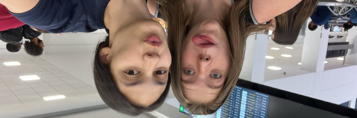 anapaulagsada's profile banner image