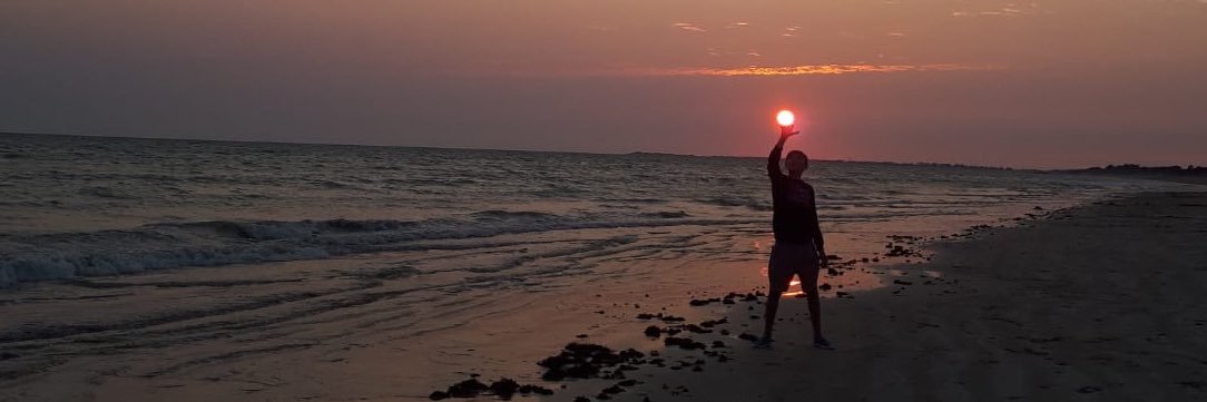 RobinClotilde's profile banner image