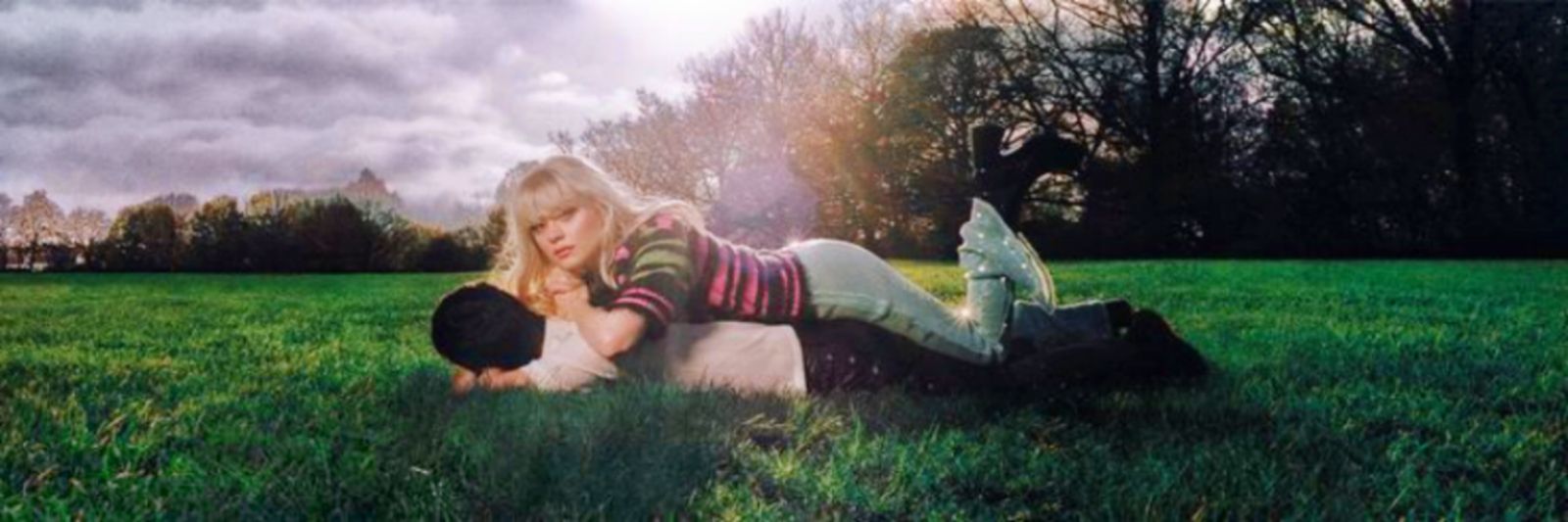 vicky banner