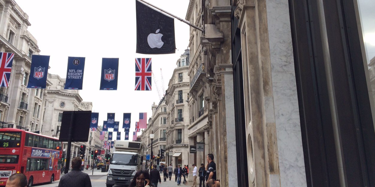 Apple Genius banner